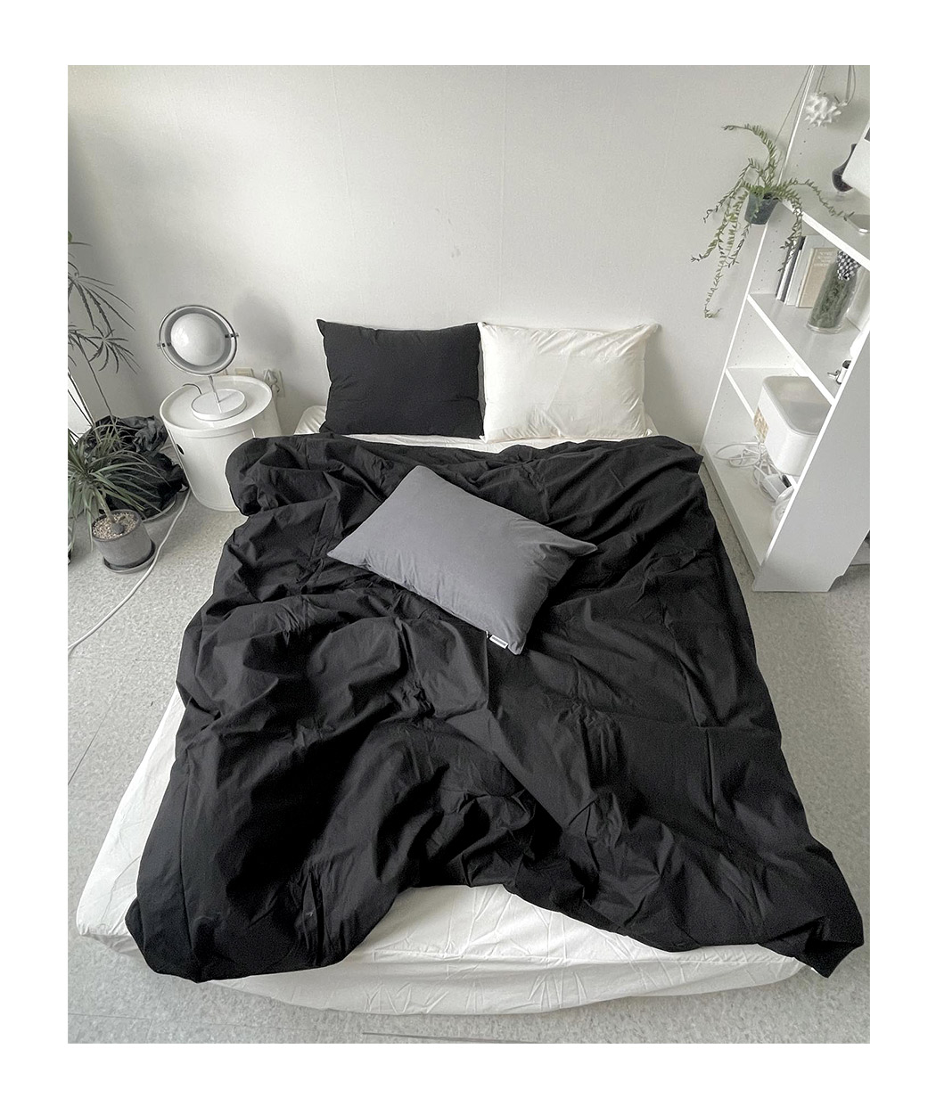 urbane_black_ebul_12.jpg